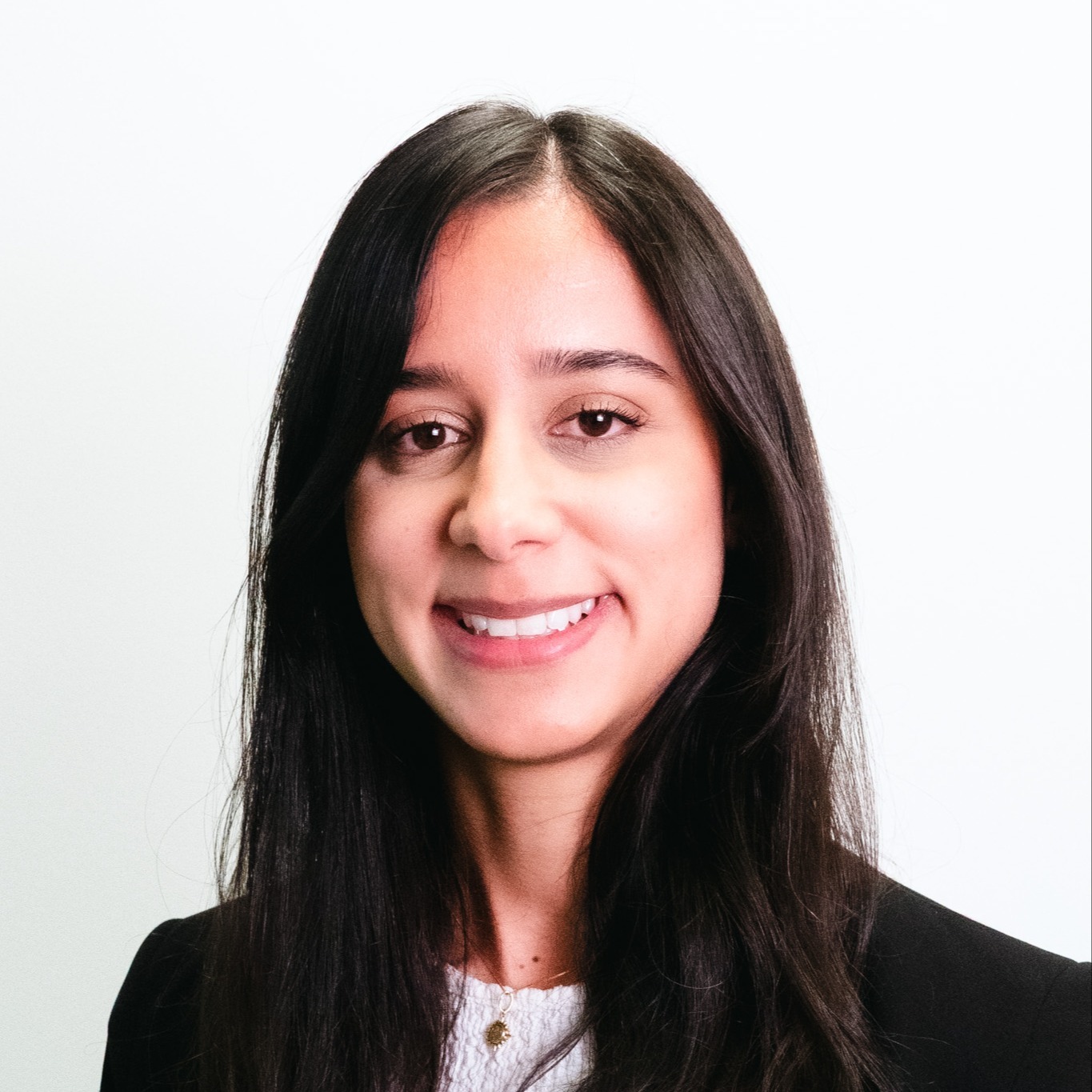 Caroline-Di-Lascio-Headshot