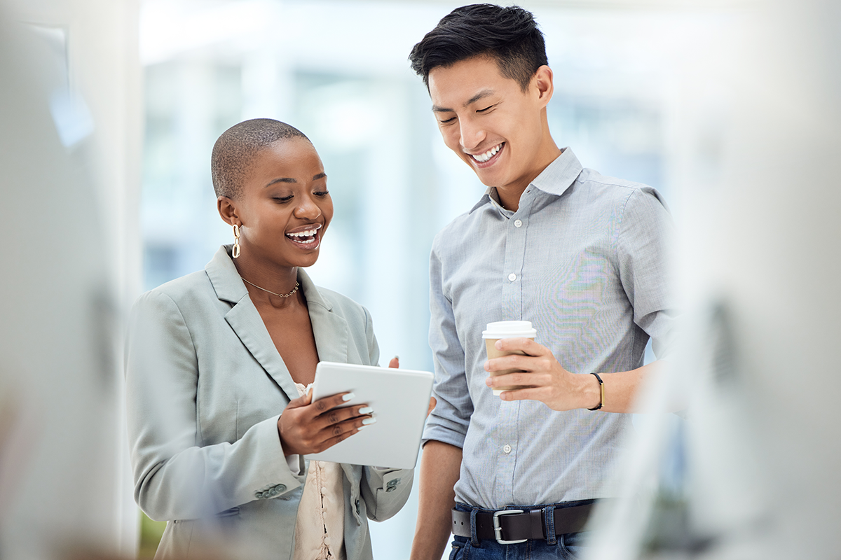 business-people-meeting_low-res