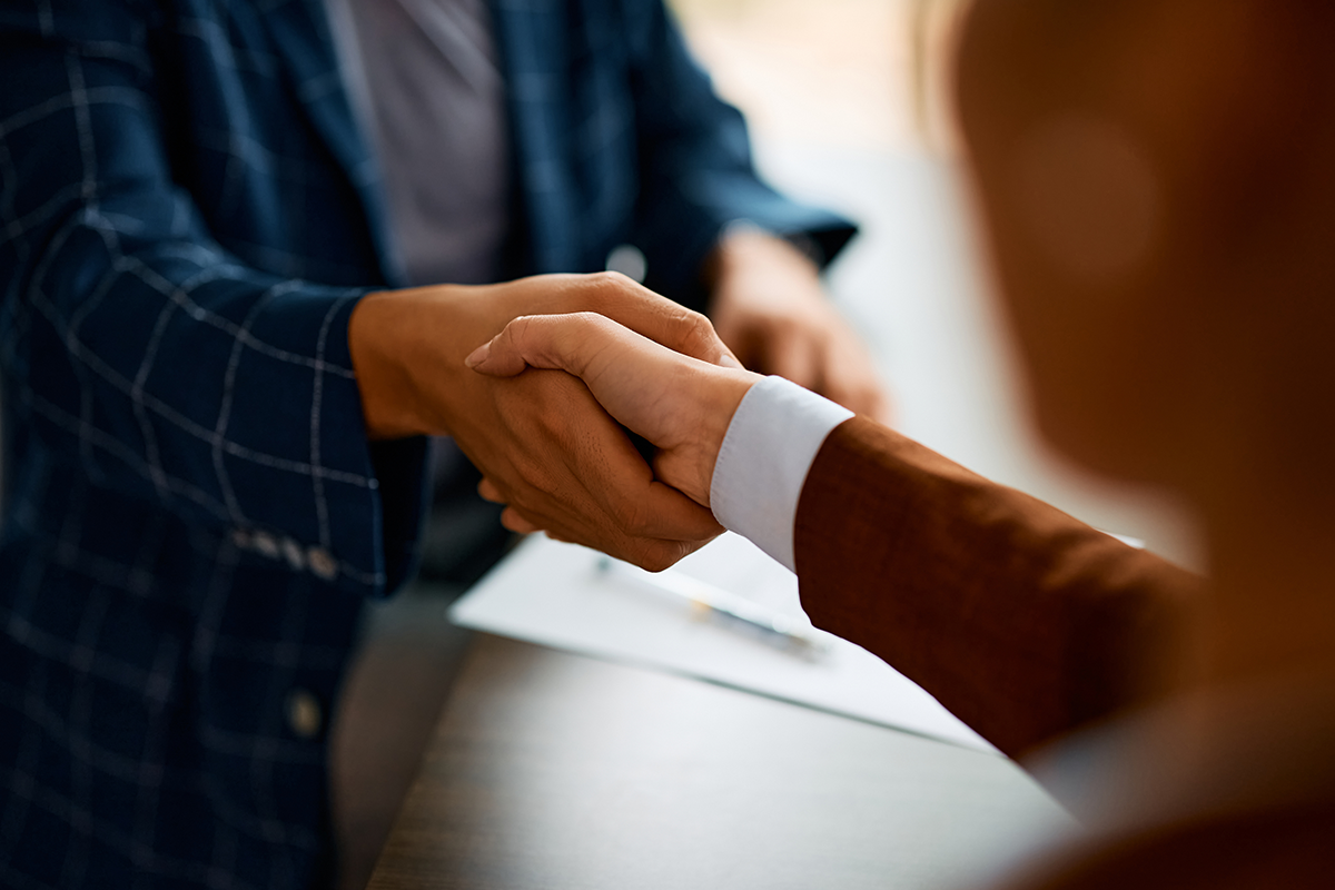 shaking-hands_low-res